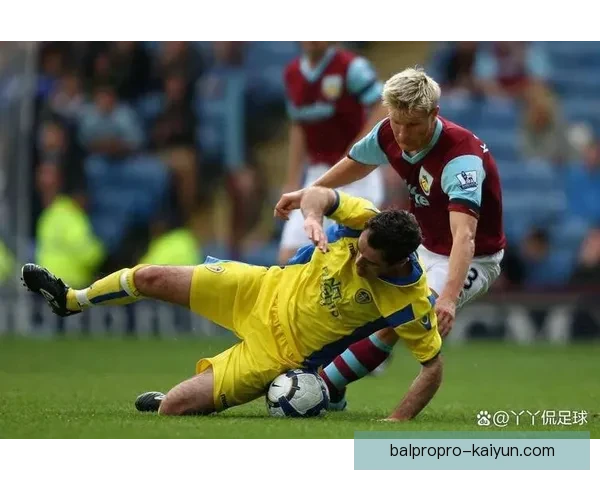 利兹联控球能力持续提升，状态回暖引发关注